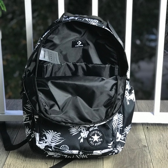 NWT Converse Go Backpack Flowers Black White 💐 - Picture 5 of 6